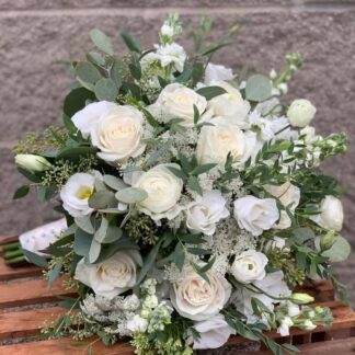 White Queen Bouquet