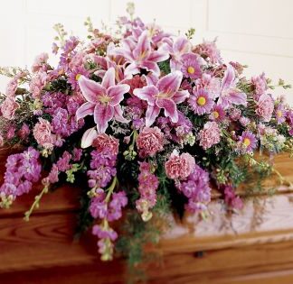 Lutz Rememberance Casket Spray