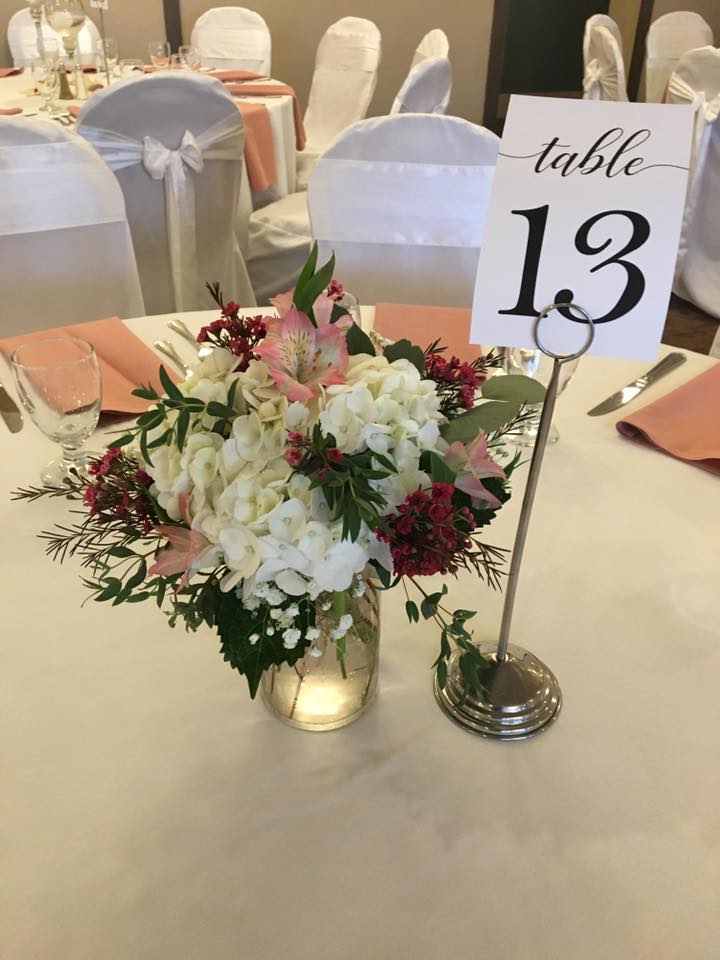 Simple Centerpiece
