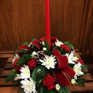 Lutz Christmas round centerpiece