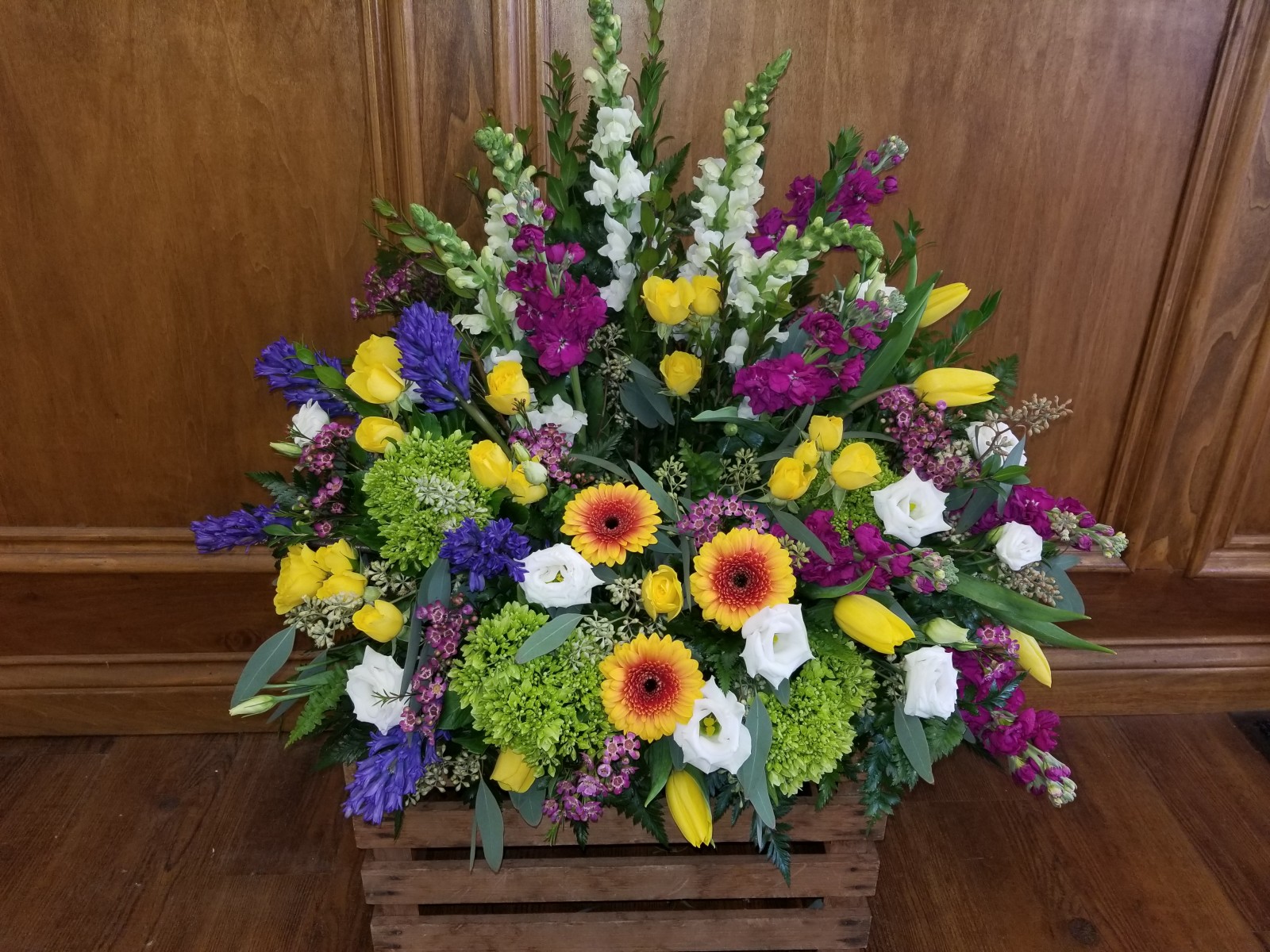 Lutz Graceful Tranquility Urn Arrangement