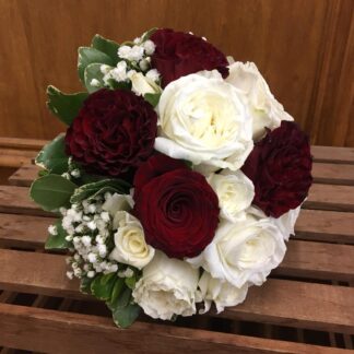 Classic Red & White Bouquet