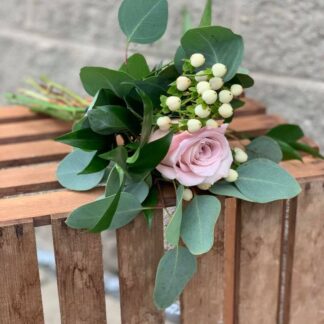 Single Rose Bouquet