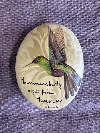 Tiny Hummingbird Stone