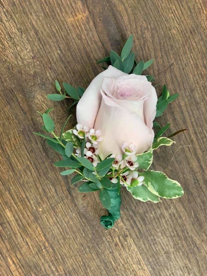 Blush Boutonniere
