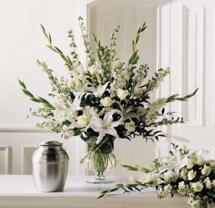 Lutz Urn Arrangement LZUA-3