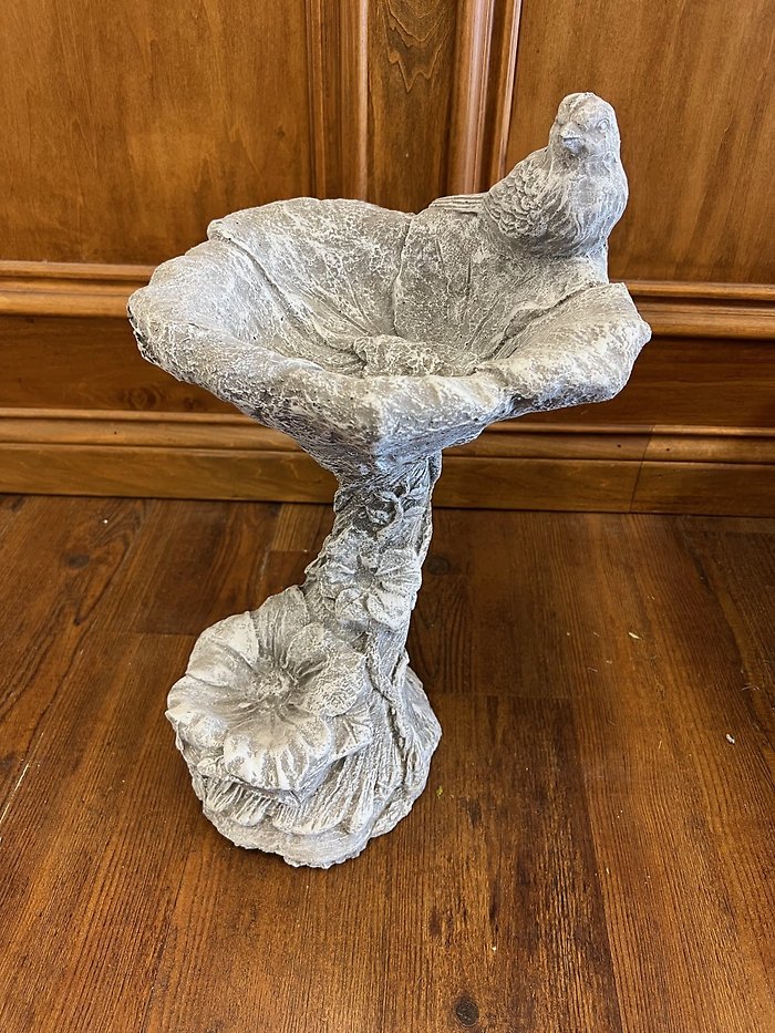 Lutz Birdbath
