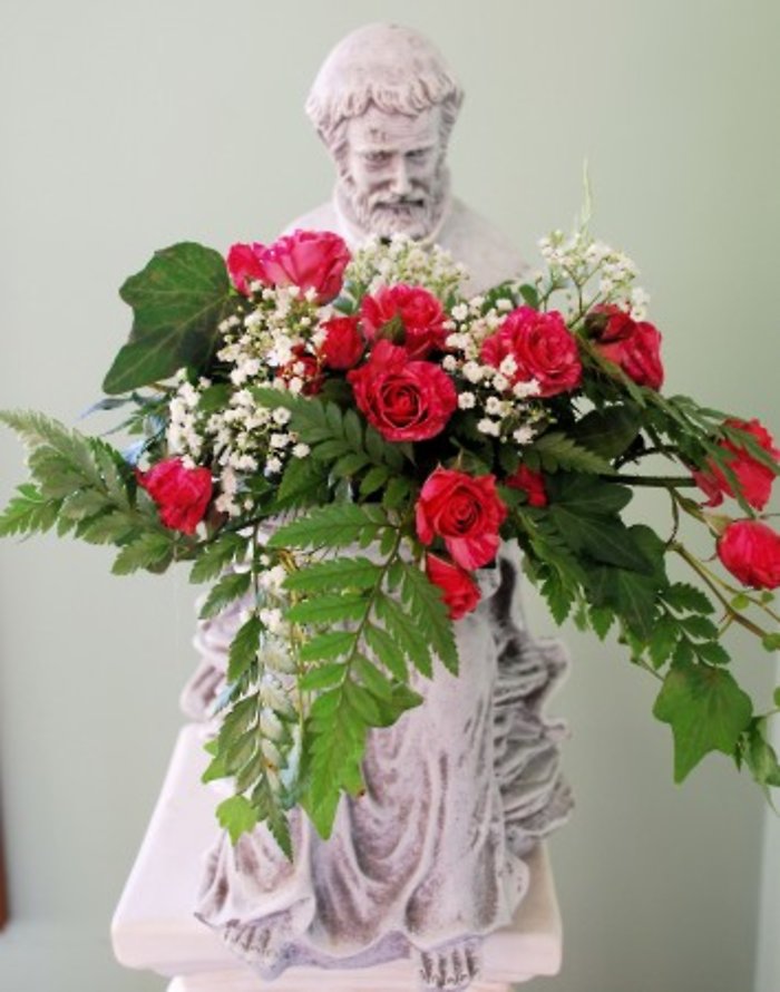 Lutz Garden Statue With Flowers LMGAF-20