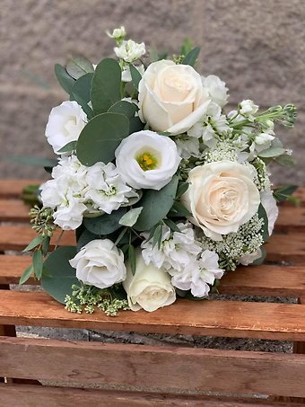 Cream & White Bouquet