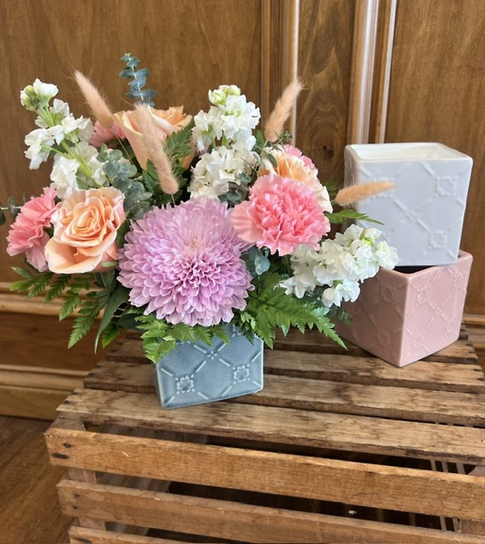 Lutz Watercolor Blooms
