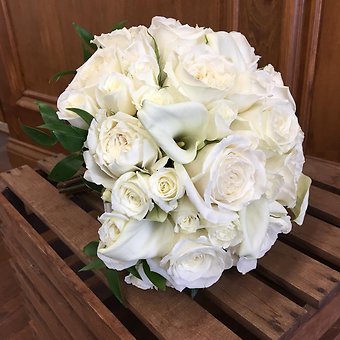 White Roses & Callas