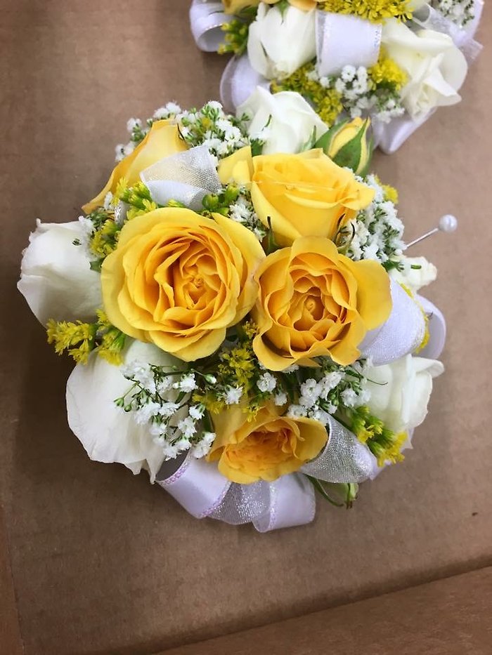 Yellow Frisco Rose Corsage