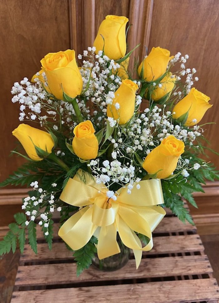 Dozen Yellow Roses Vased