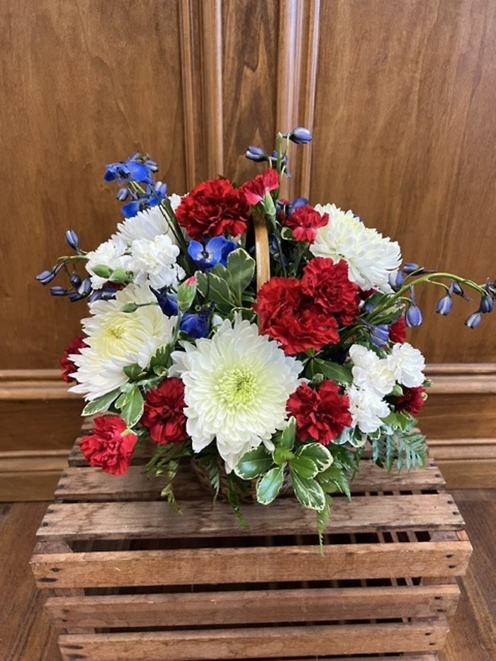 Lutz Red, White and Bloom Basket