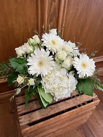 Classic White Arrangement