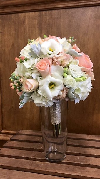 Splendid Peach Bouquet